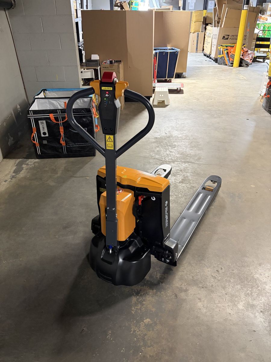 Electric pallet jack